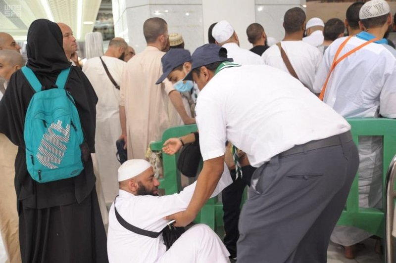 سفراء أذربيجان وباكستان وبريطانيا يثنون على الخدمات المقدمة لحجاج بلدانهم