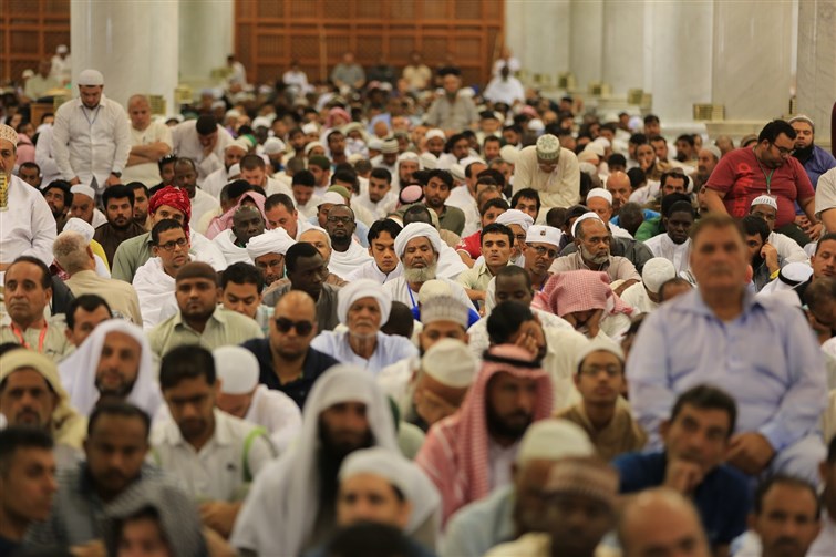 إمام المسجد النبوي : على الحاج تعلم المسائل الفقهية حتى لا يترك ركنا او يرتكب محظورا
