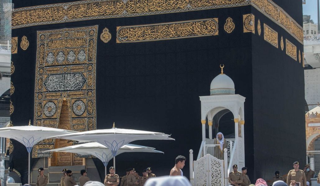 خطيب المسجد الحرام : الاخلاص شرط قبول الأعمال