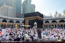 خطيب المسجد الحرام : إن دين المرء ولغته هما أسان للانتماء الحقيقي وقطبان فالدين قلبه واللغة لسانه