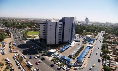 السعودية تودع 250 مليون دولار لحساب "المركزي السوداني"